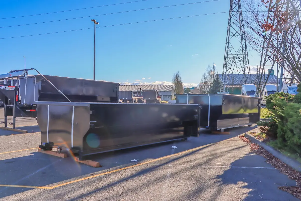 Professional dumpster rental and junk removal service in Robins